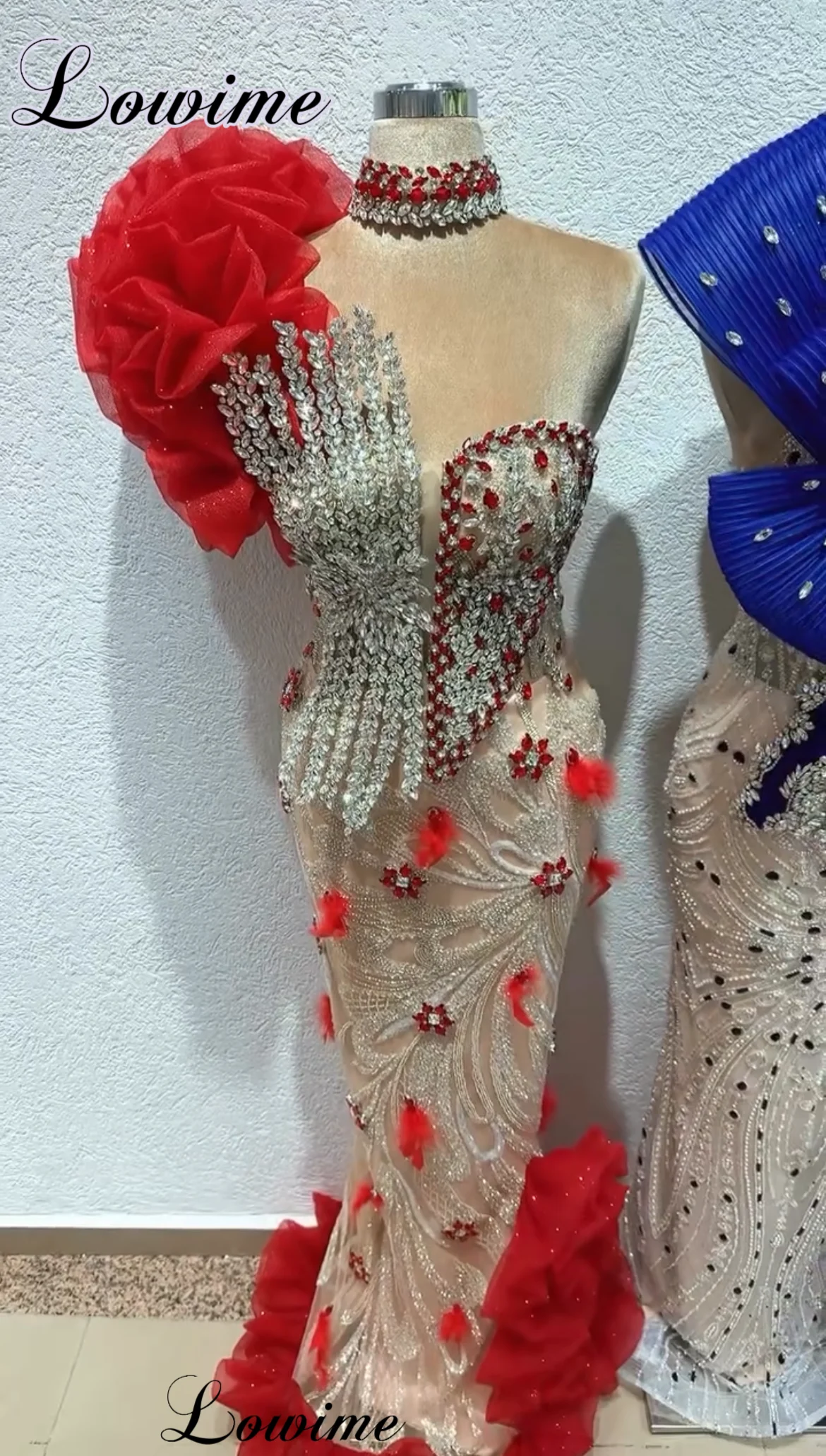 2026 Neueste Kristall-Verzierte Prominenten-Kleider Meerjungfrau-Stil Sweetheart-Ausschnitt Roter Teppich Laufsteg-Kleider Abendkleider Vestidos De Gala Maßanfertigung