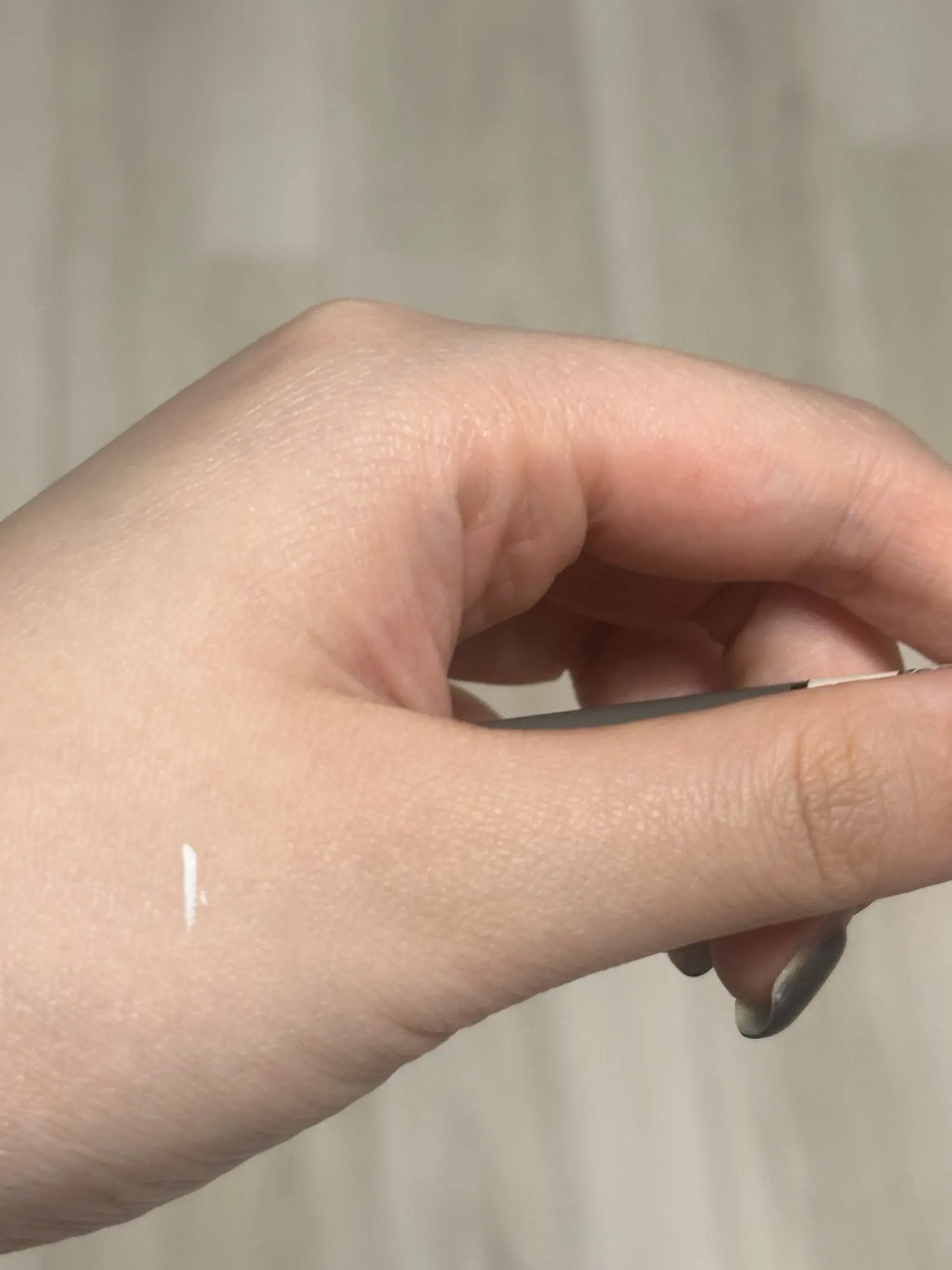 Ultra-thin Matte White Eyeliner Liquid Pen Waterproof Smudge-Proof Long Lasting Lying Silkworm Pen Pigment Eyes Brighten Makeup photo review