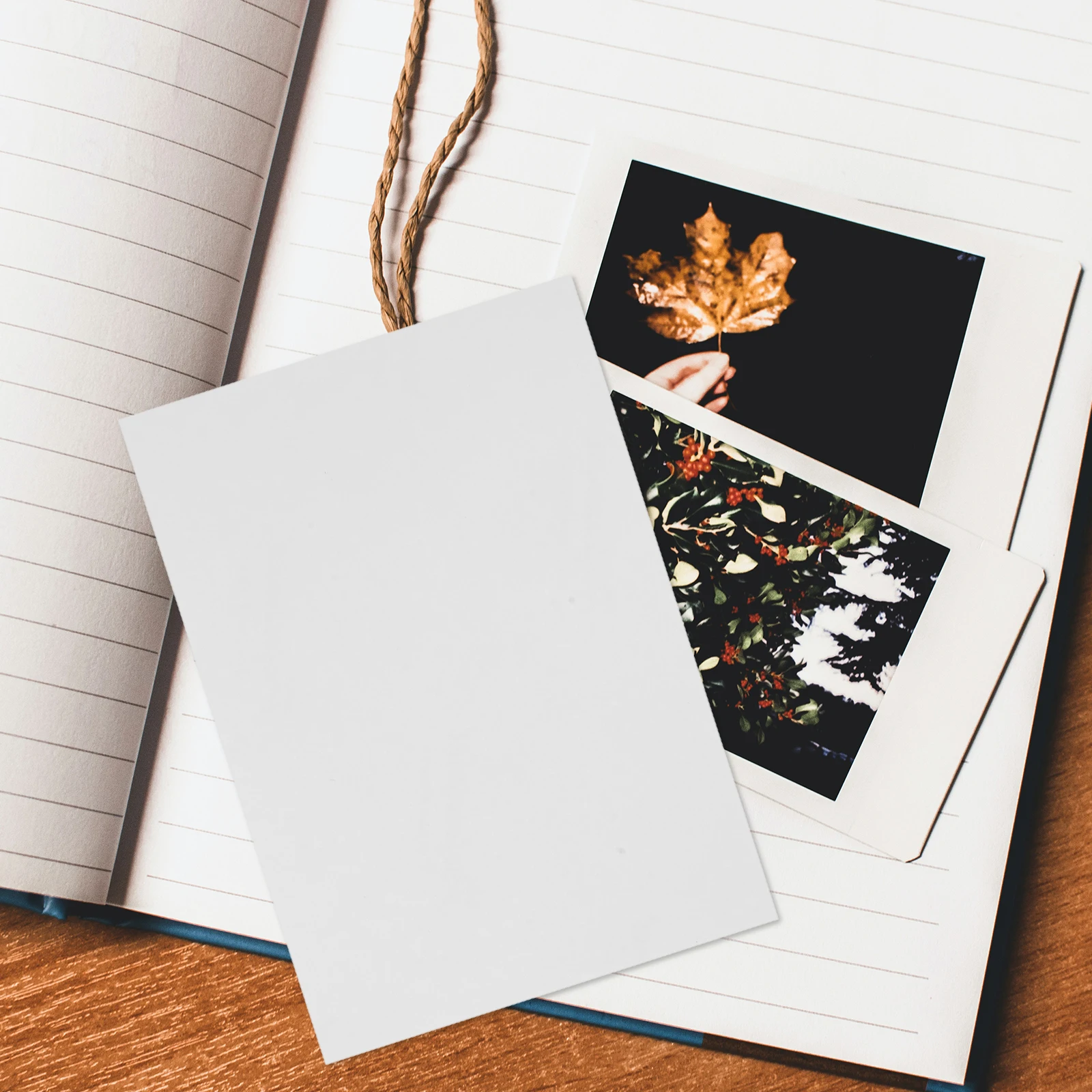 

100 Sheets High Gloss Photo Paper Resistant to Water Oil Alcohol Scratches for DIY Printing Projects A4 Size Printing Paper