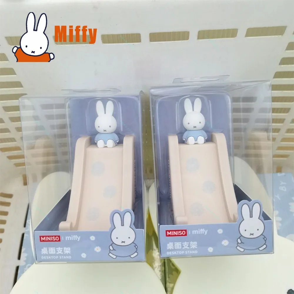 Soporte para Teléfono con Diseño de Miffy, Adorable Conejo, Color Rosa Pastel y Azul con Patrón Floral, Decoración Estética para Escritorio, Regalo para Chicas