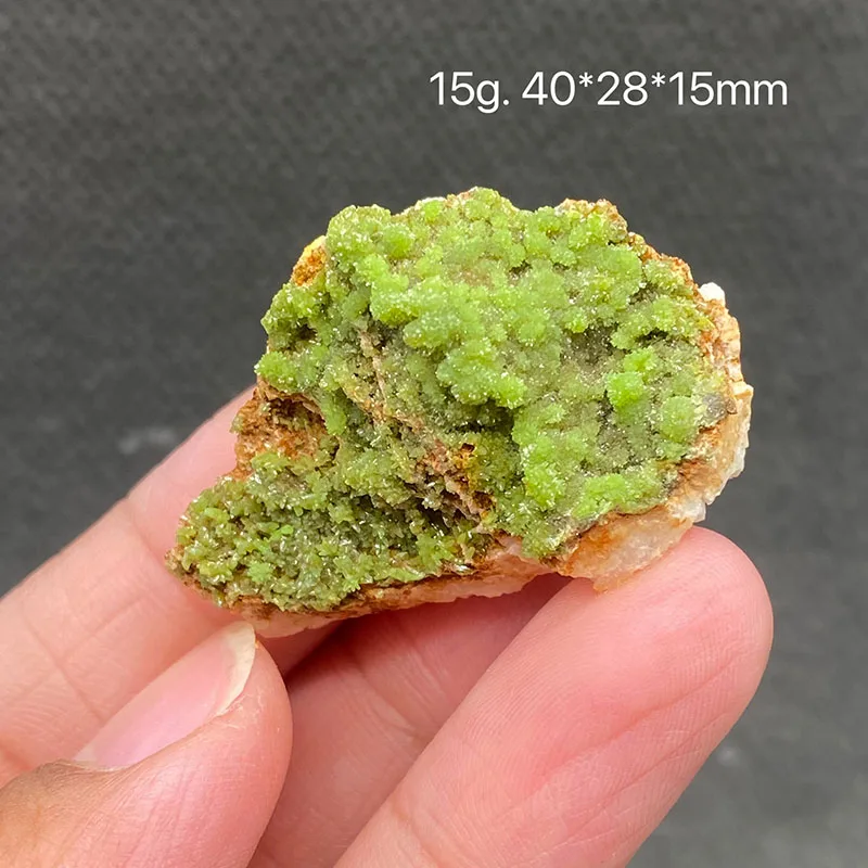 100%  Natural pyromorphite Mineral Specimens Stones and Crystals Healing Crystal