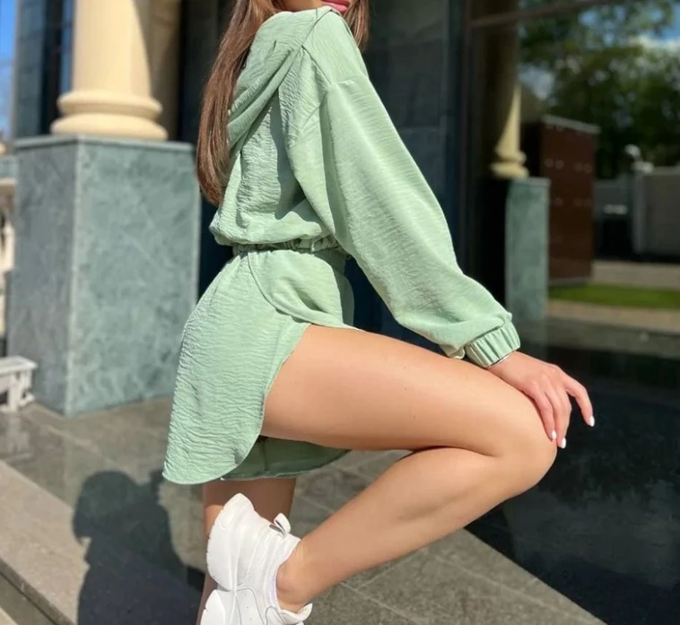 Suit for Women 2024 Spring Summer Fashion Solid Color Long Sleeved Hooded Top Casual Rubber Casual Style Shorts Three Piece Set