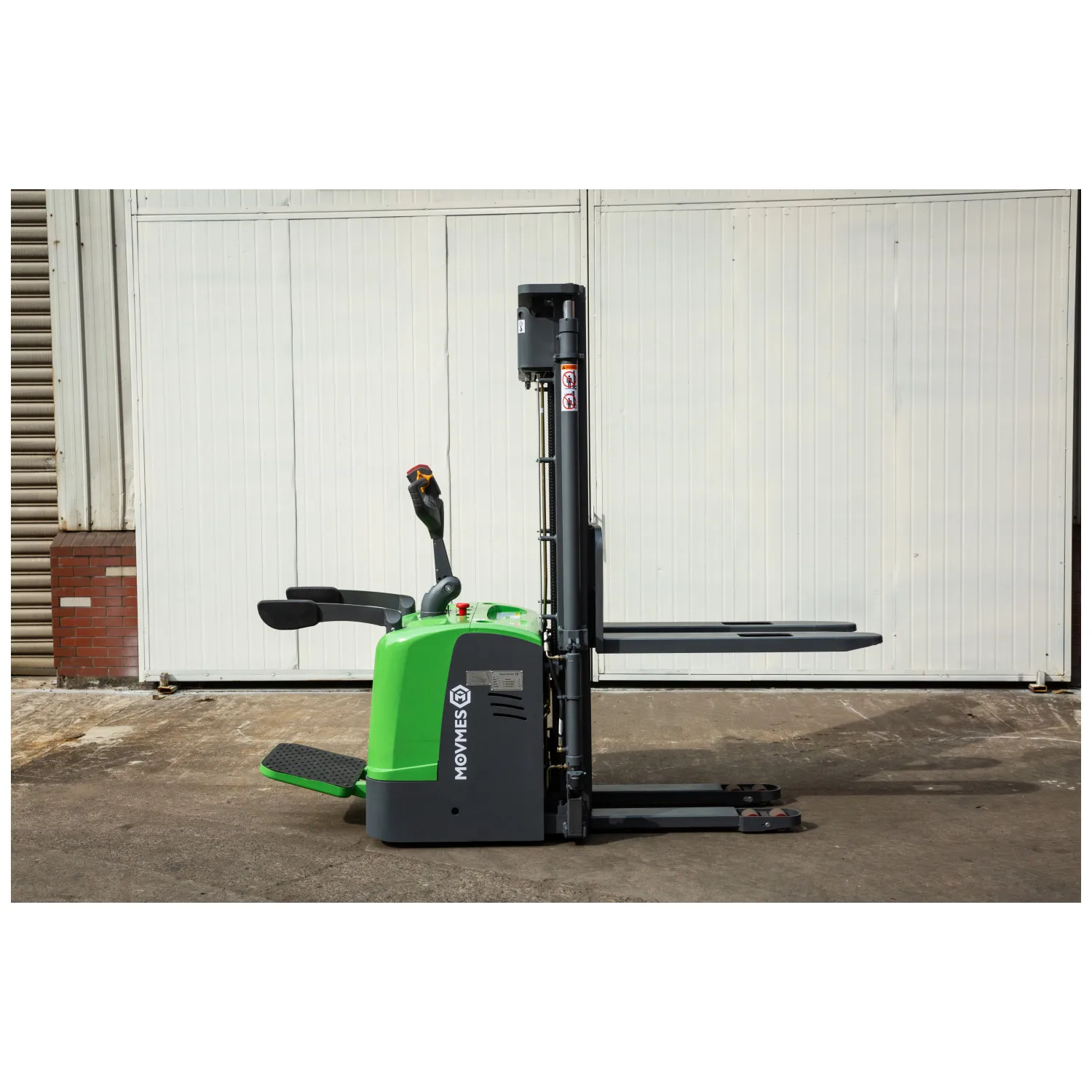 MOVMES 2 Ton 4400lbs Capacity Max. Lift Height  6.5M Battery Powered  Electric Ride-on  Pallet Truck with Full Free Lift