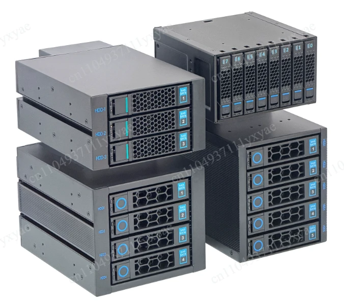5-Bay SAS/SATA Hard Drive Docking Station - USB Type-C for 3.5/2.5