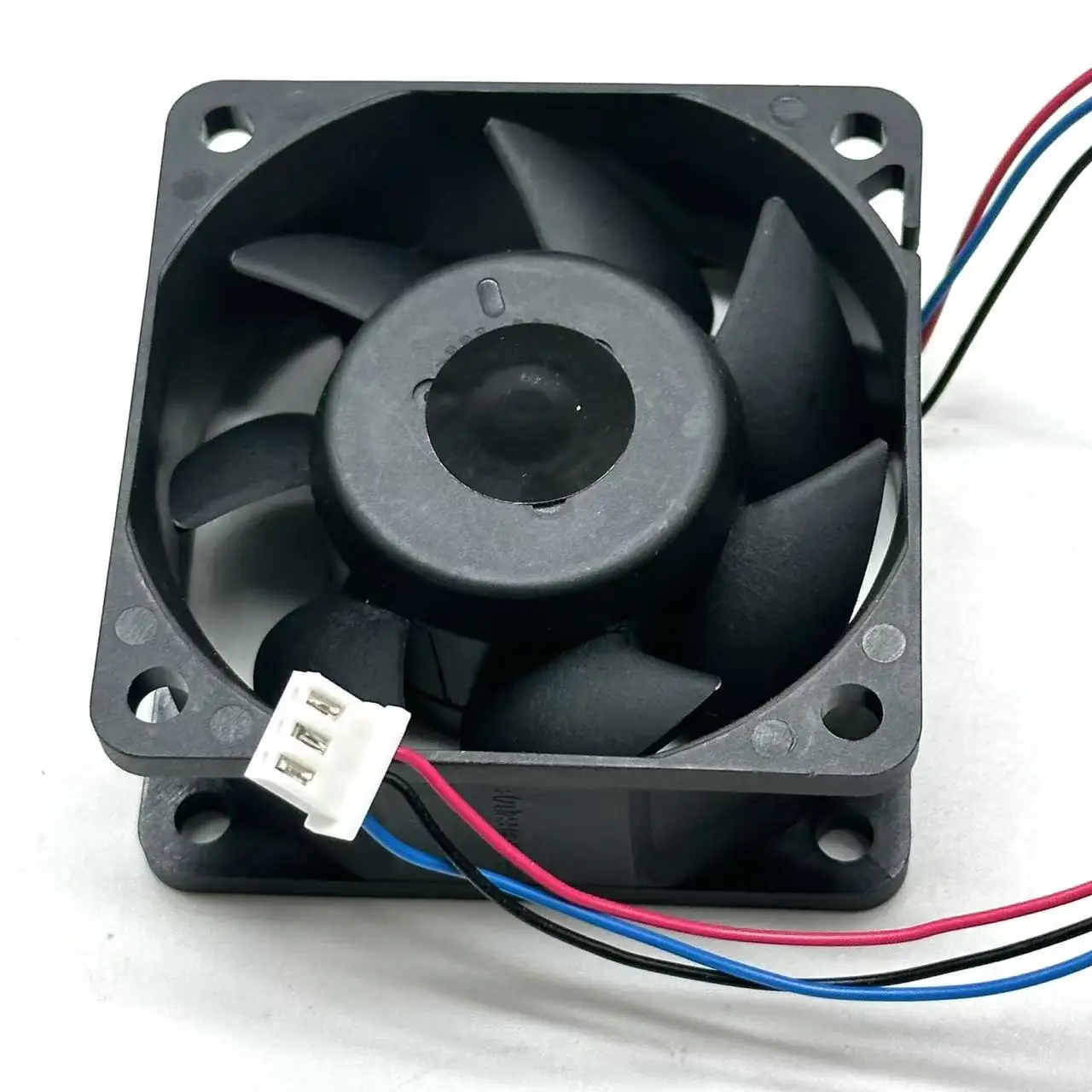 دلتا QFR0624GH DC 24V 0.21A 60x60x25mm 3-Wire Server Cooling Fan