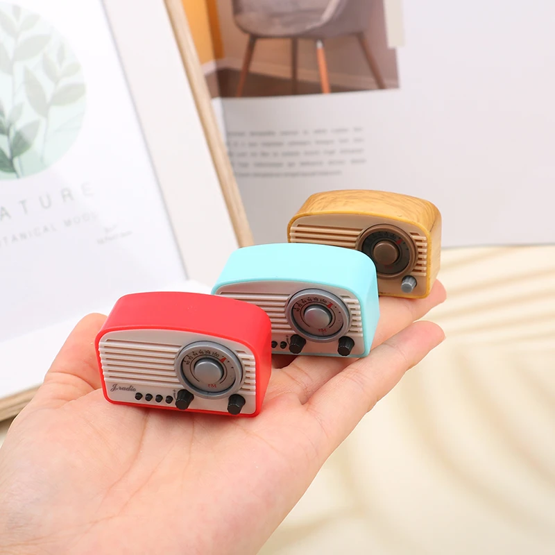 1pc Puppenhaus Miniatur Zubehör Retro Radio Simulation Schlafzimmer Dekoration Modell Spielzeug Winter Geschenk Für Puppe Haus Dekoration