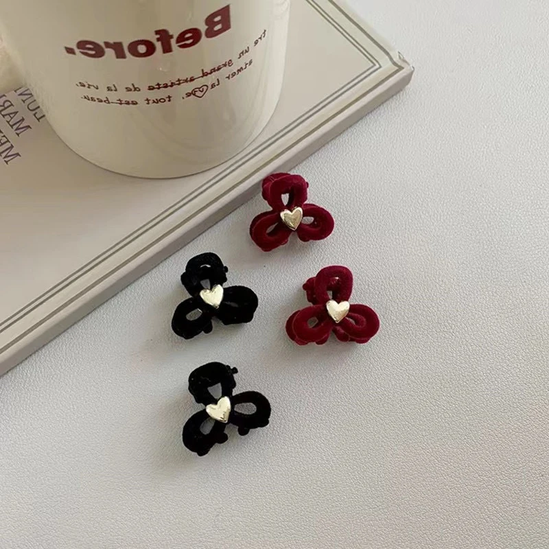 1Pc 빈티지 미니 머리 발톱 벨벳 여자를위한 달콤한 작은 머리핀 여자 모자를 쓰고 있죠 패션 깨진 헤어 클립 헤어 액세서리