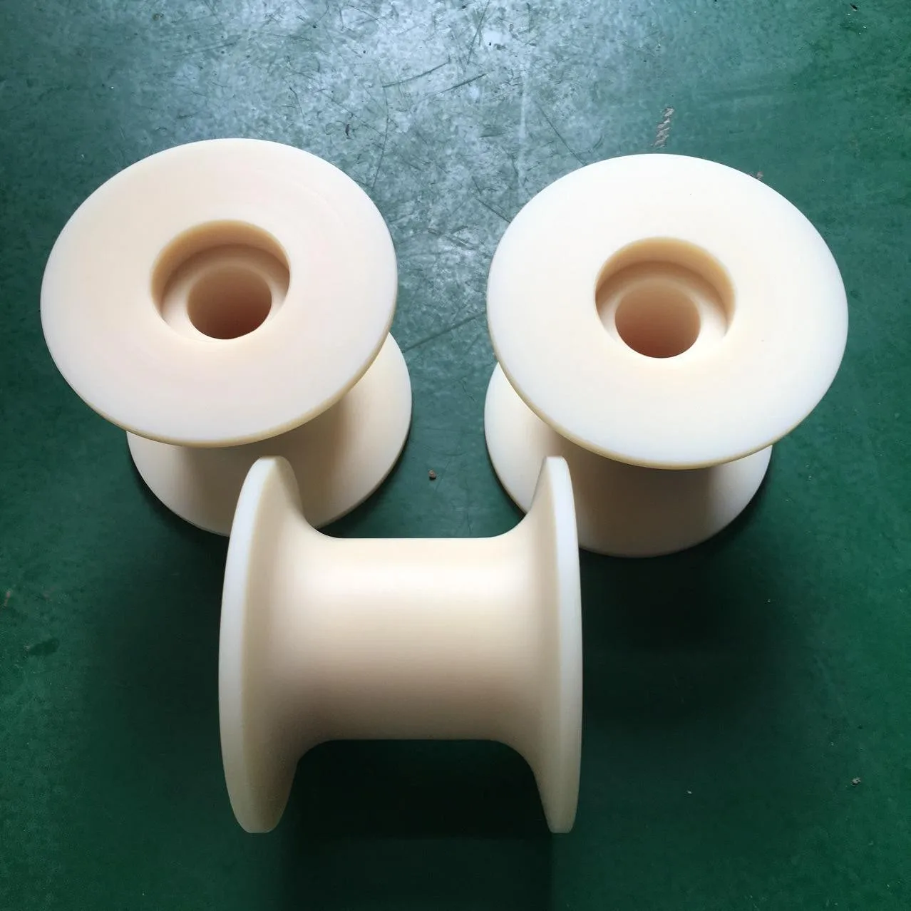 Custom machined plastic parts; nylon carving parts, materials are complete DIY mechanical parts, car parts, gears, bearings, hig