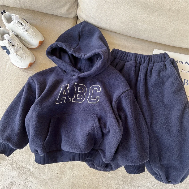 Traje acolchado con letras ABC para niños de 2 a 7 años, ropa de ocio gruesa para otoño e invierno, novedad de 2023