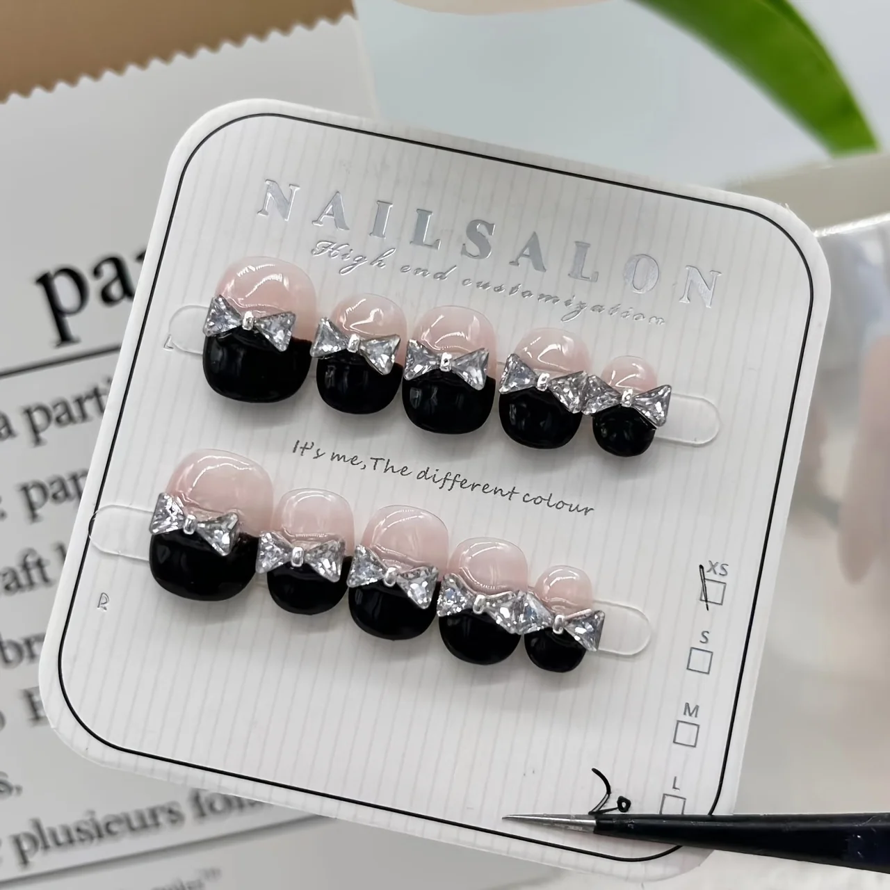 10 pièces ongles à pression faits à la main ongles à paillettes à nœud français noir, patch à ongles blanc français avec arc court en noir