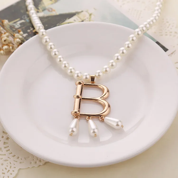 Collar de Perlas de Moda con Colgante de Letra, Cadena para Suéter, Accesorio de Joyería Creativo Transfronterizo, Popular en Etsy