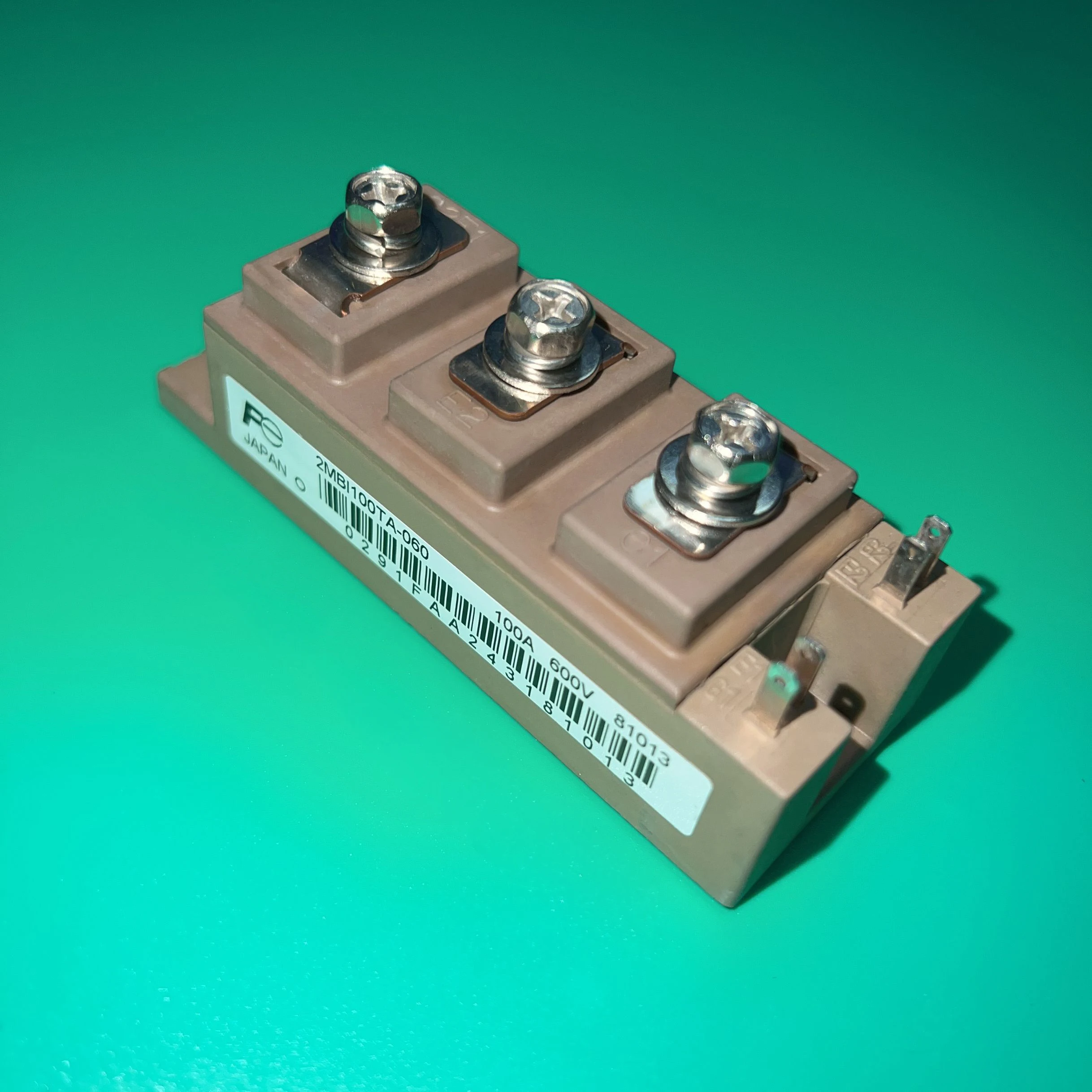 

2MBI100TA-060 MOD 100A 600V 2MBI100 TA-060 IGBT DUAL MODULE 100A 600V NPT 2MBI100TA060 2MBI100T A-060 2MBI100TA060 2MBI 100TA060