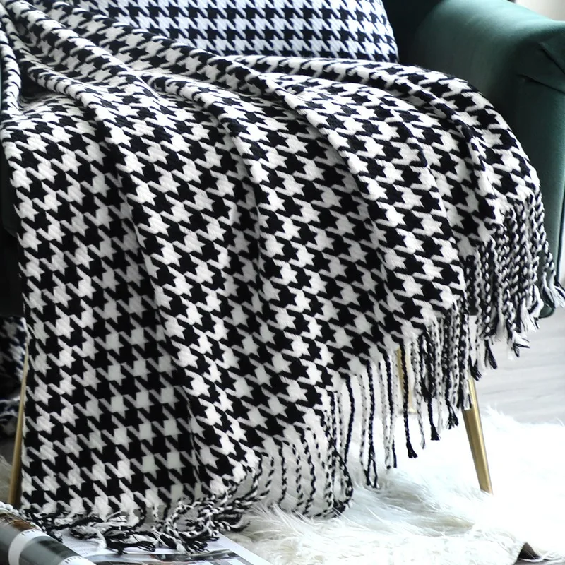 Modern simple throw blanket black and white houndstooth decorative sofa blanket homestay hotel bed end towel bed flag soft scarf