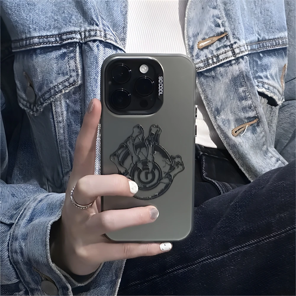 Fashion Skeleton Hand Holding Ball Phone Case for iPhone 16 11 12 13 14 15 Pro Max XR 8 Plus Anti-Scratch Hard IMD Plastic Cover