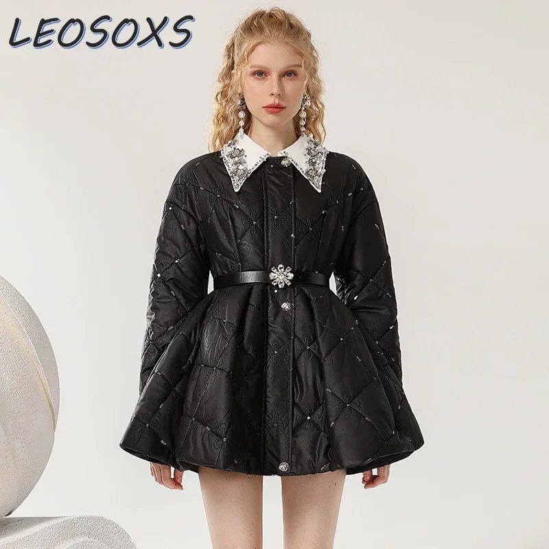 LEOSOXS Temperament Fashion Warm Cotton Jacket Winter Contrasting Colors Pearl Flower Doll Collar Long Sleeve Black Coat Women