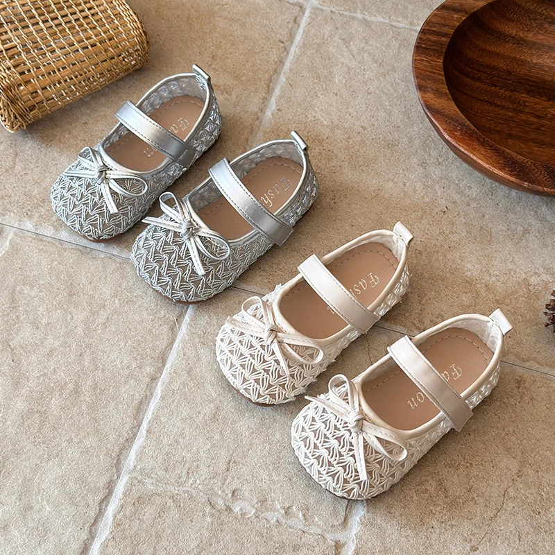 

Детские летние сандалии 2026 для девочек, дышащие, с перфорацией, пляжные, повседневные, на мягкой нескользящей подошве, размеры 21-30