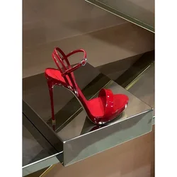 Sandalias de tacón alto rojas para perro – Calzado verano punta fina