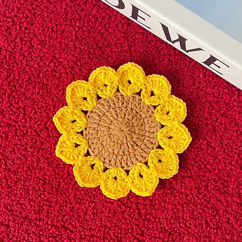 Handmade DIY Woven Wool Sunflower Cup and Dish Pad Dining Table Decoration Finished Insulation Pad