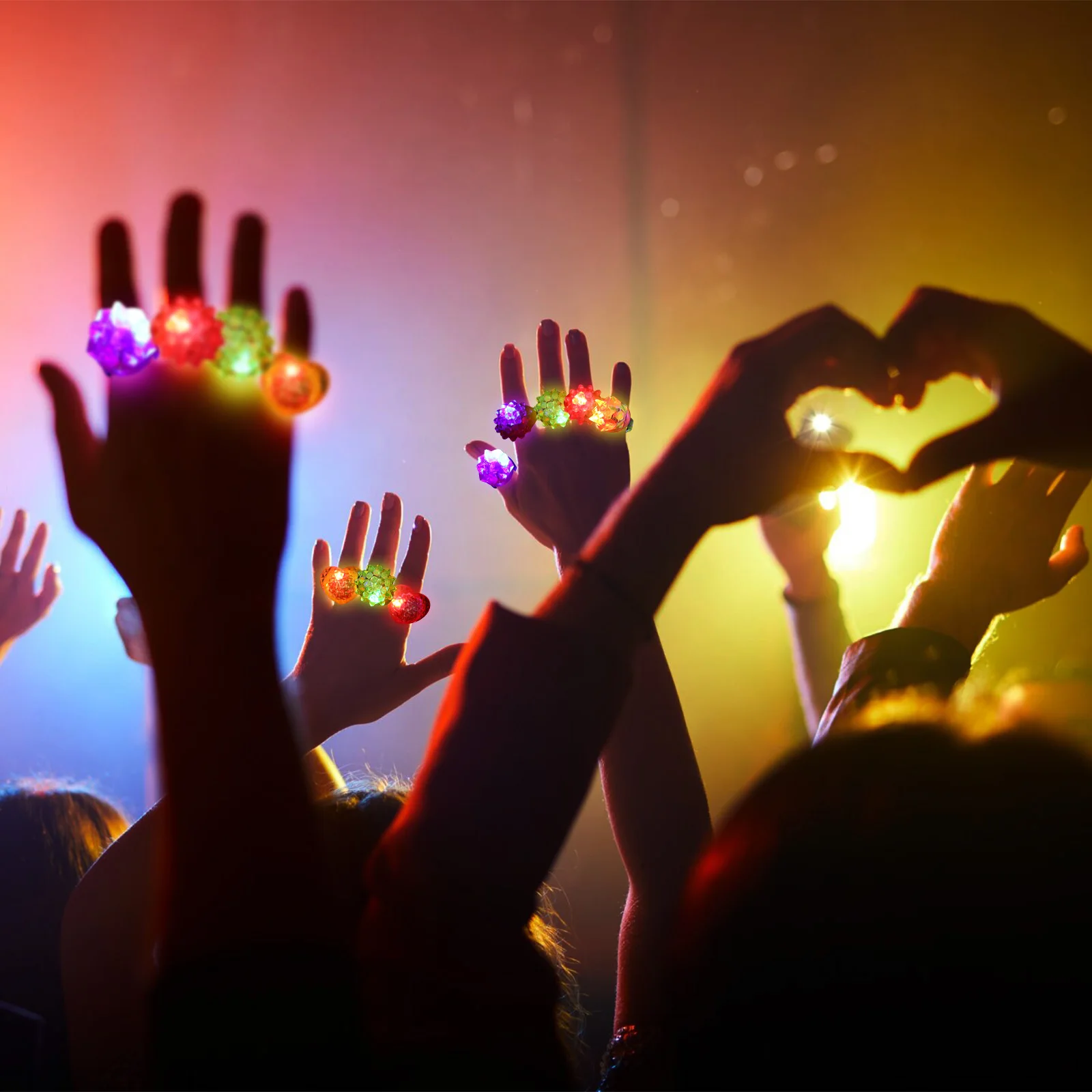 

20 Pcs Led Flash Rings Party Favors Adjustable Strawberry Shaped Lights For Childrens Glow Party Decorative Accessories