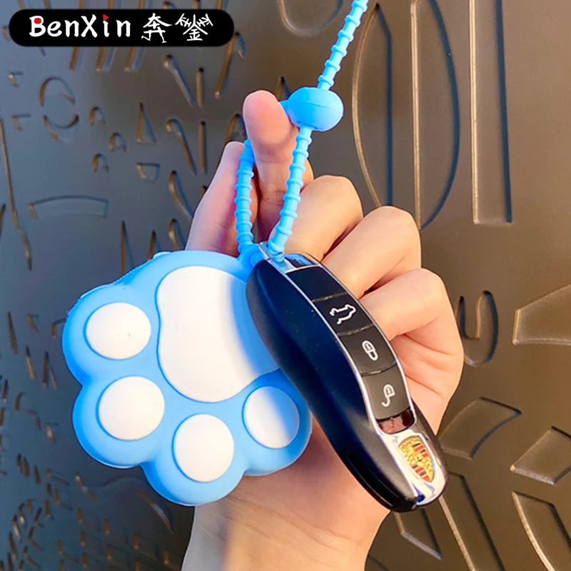 

Miniso High-end and exquisite key chain bag pendant, cute red envelope storage bag, key chain small gift