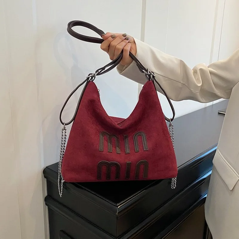 

Luxury Commuter Diaper Bag Women's Leather Tote Vintage Crossbody Bag Minimalist Designer Large Capacity Elegant Stylish