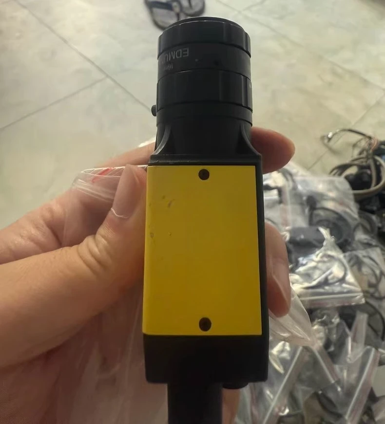 IS8402M-VGR-000 Sma…