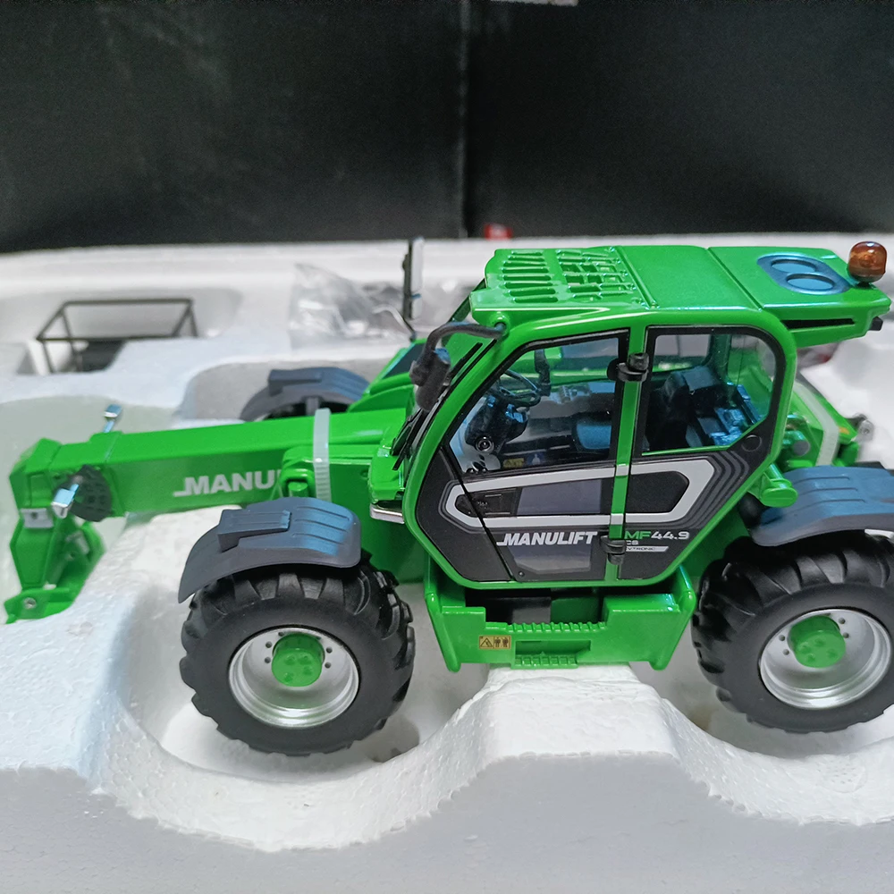 Die-cast Merlo Mf44.9 Cs 1:32 Agricultural Alloy Boom Forklift Model Metal Toy Birthday Gift Hobby Collection Scene Decoration