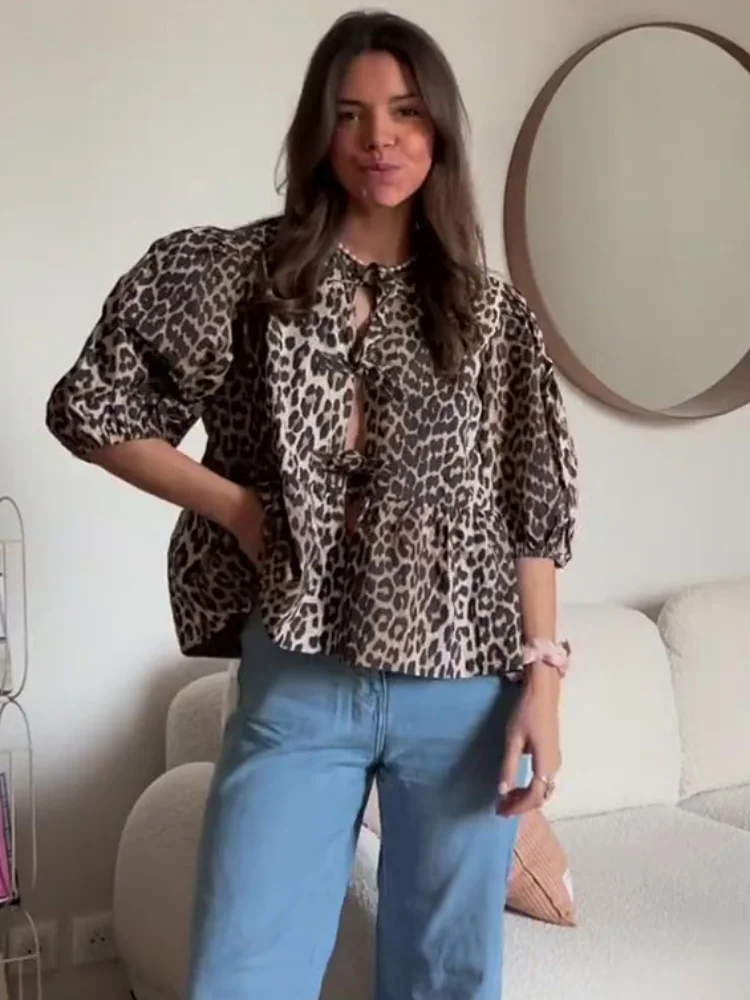 Retro Woman Leopard Printed Round Neck Short Shirt Fashion Puff Sleeves Lace Up Blouse 2025 New Female Spring Holiday Top