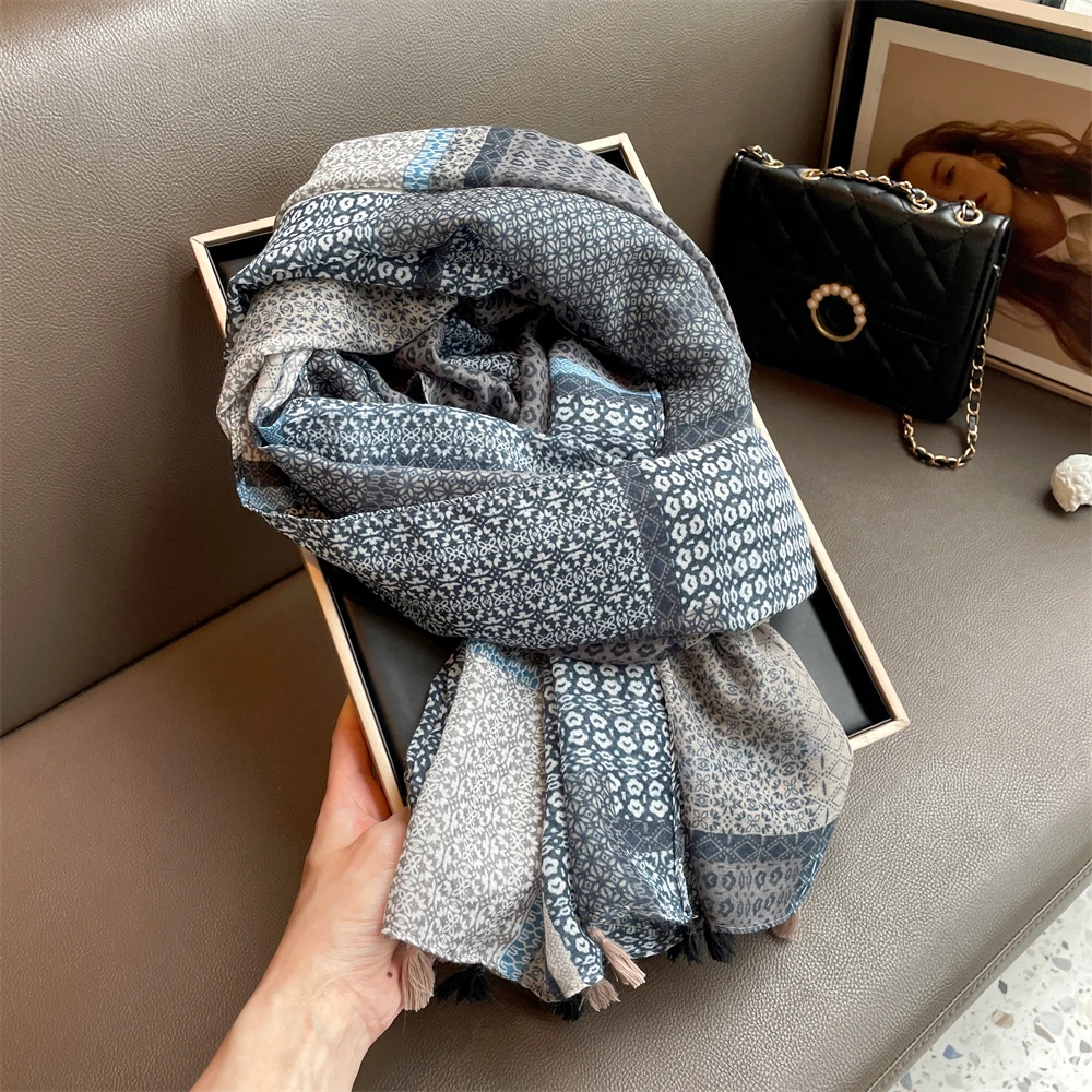 2024 new geometric small grid cotton linen hand feel travel shawl silk scarf long section size 190 * 80 tassel scarf women