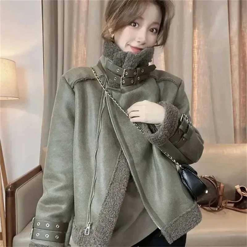 2024 Spring Autumn New Women's Small Fragrance Style Plush Thickened Jacket Short Fur Coat Female Motorcycle Wear Coat Female