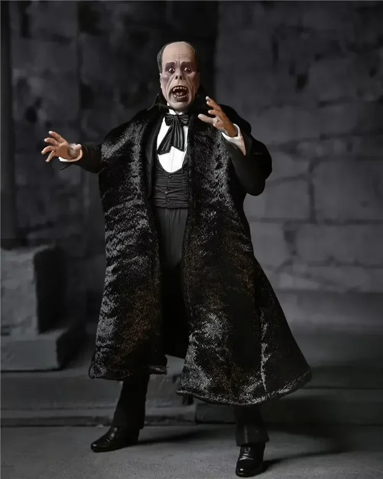 NECA-figura de acción del monstruo Global, el fantasma de la ópera, 04816 PVC, regalo para niños, 18cm