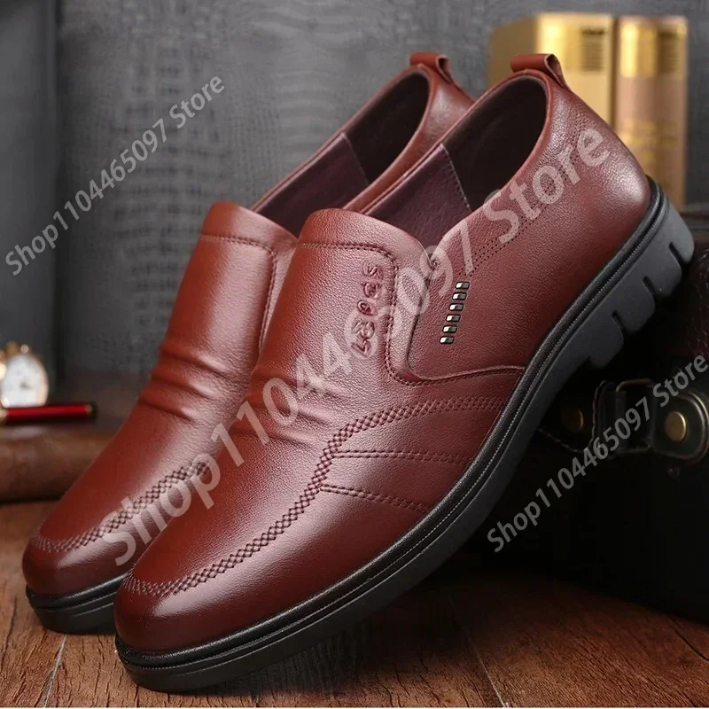 Man Sport Shoe Loafers Men Non-slip Leather Slip-on Black Driving Shoes Sneakers Male Dress Shoes Light Breathable Footwear Flat