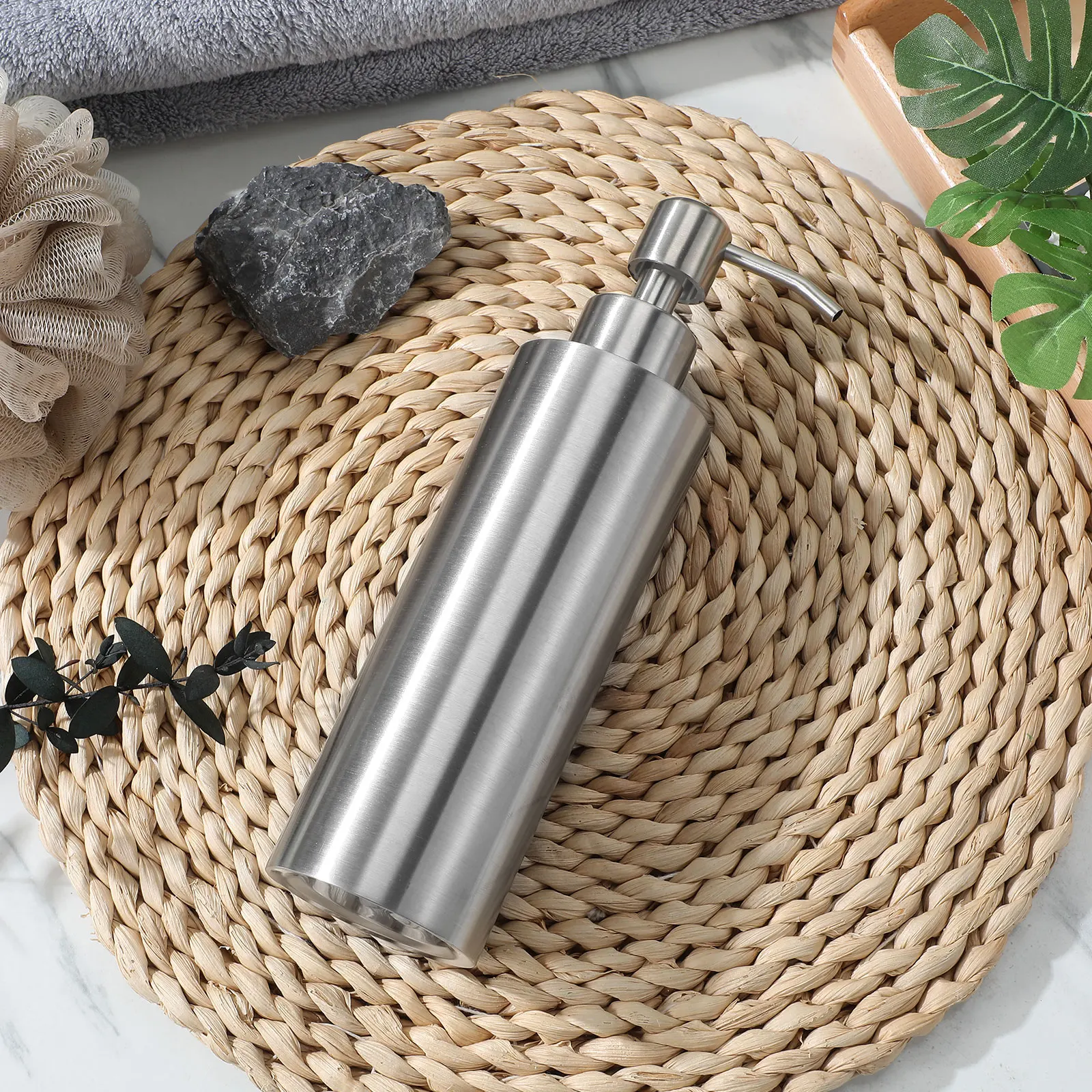 

Soap Dispenser 304 Stainless Steel Elegant Liquid Soap Dispenser for Kitchen Bathroom Hand Wash Shampoo Conditioner Body Wash