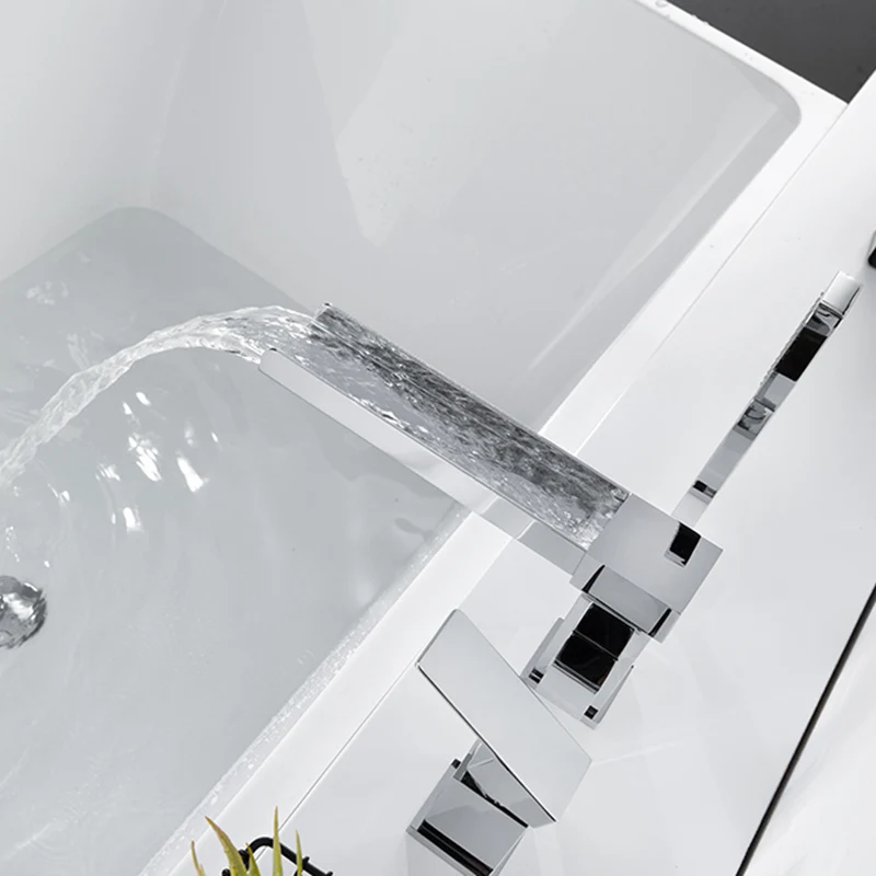 

Roman Bathtub Faucet Set 3 Hole Waterfall Tub Faucet with Hand Shower Deck Mounted Bath Tub Faucet with Handheld Shower Chrome