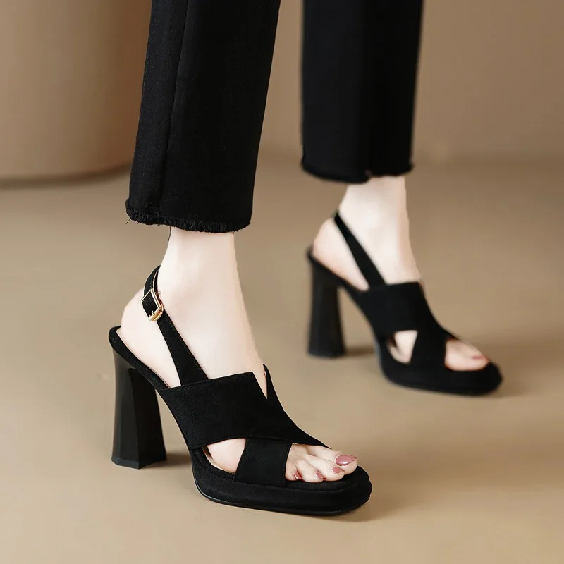 Heels-Schuhe für Damen, Sandalen, Größen 40, quadratische Zehen, dicker Absatz, Pumps draußen, elegante Schuhe mit Riemen hinten, schwarze Lederschuhe