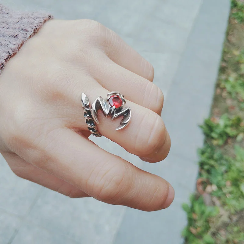 Trendy 925 Sterling Silver Ring Women Jewelry Personality Crystal Red Scorpion Pattern Lady Finger Ring Adjustable Gift For Gril