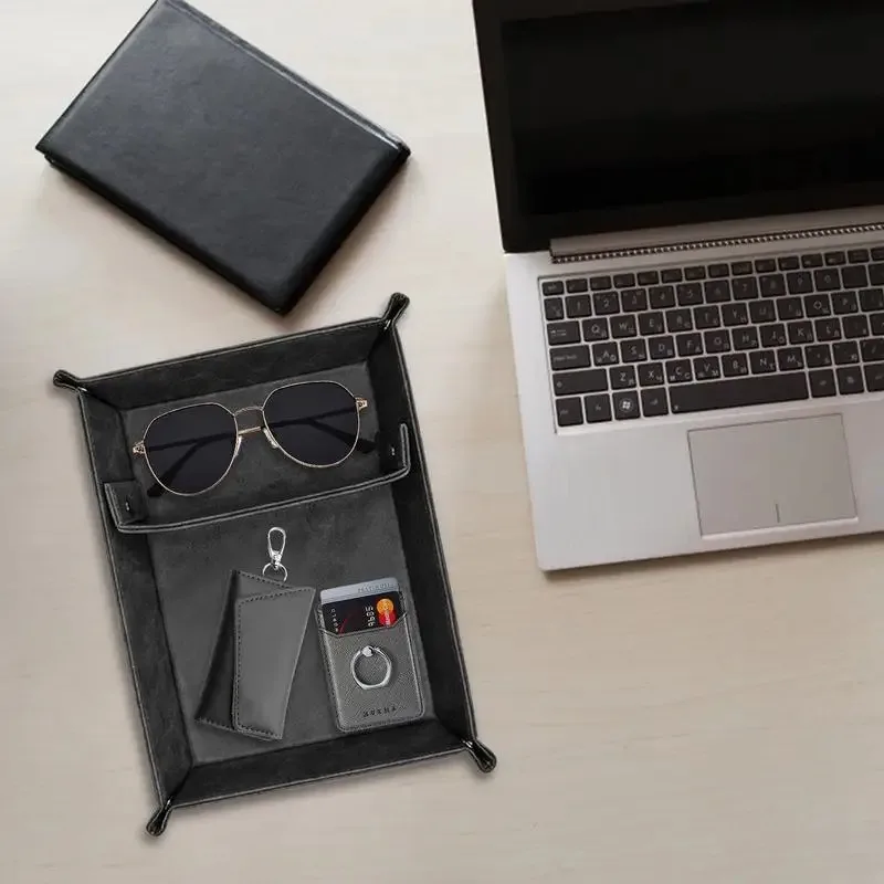 

Leather Valet Tray For Men PU Leather Organizer Desk Catchall Tray Bedside Nightstand Desk Tray With Dividers For Bathroom