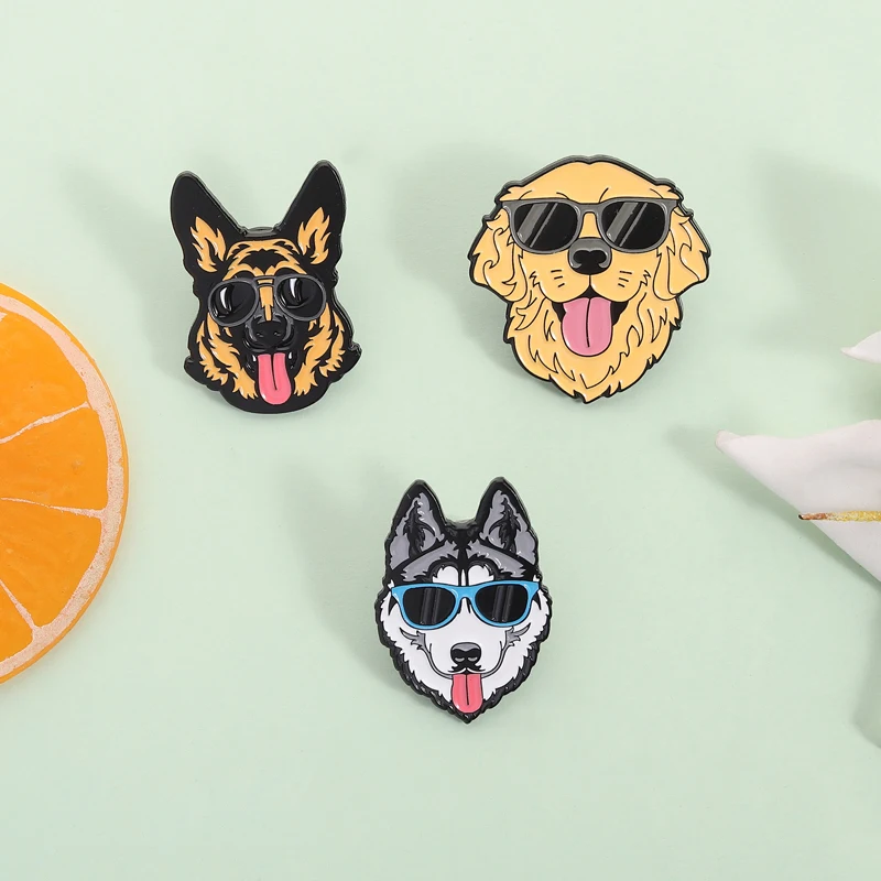 Lindo Animal mascota wirh gafas de sol pines esmaltados dibujos animados Golden Retriever Husky siberiano pastores alemanes joyería regalos para amigos