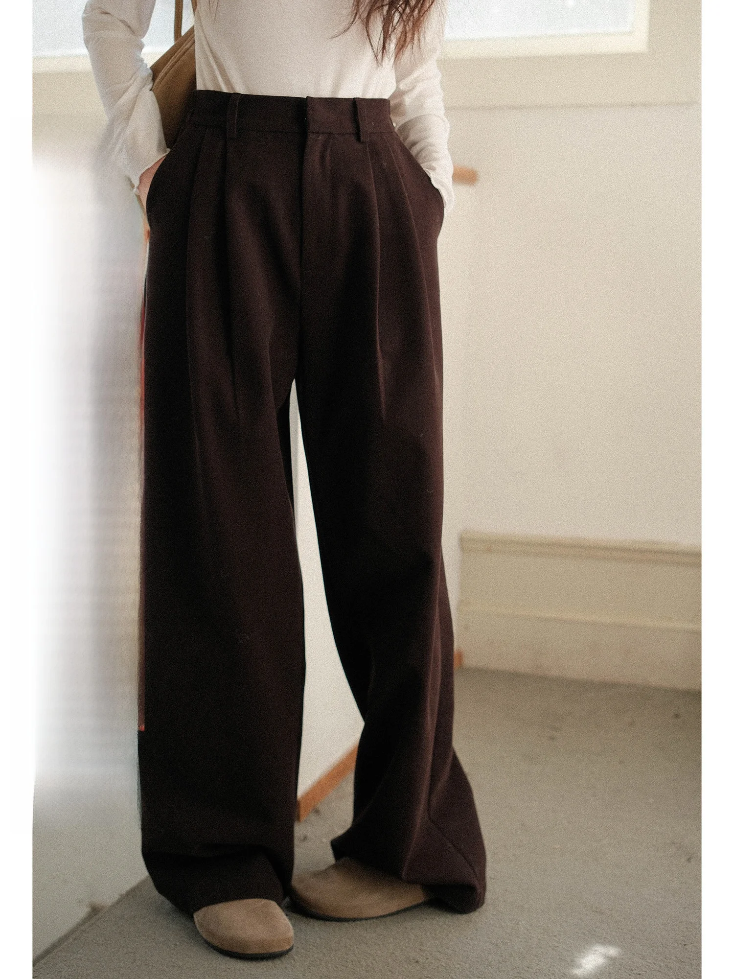 

Женские повседневные брюки цвета хаки с широкими штанинами, с высокой талией, прямые, стройнящие, весна 2026, новые, универсальные, длинные, повседневные брюки