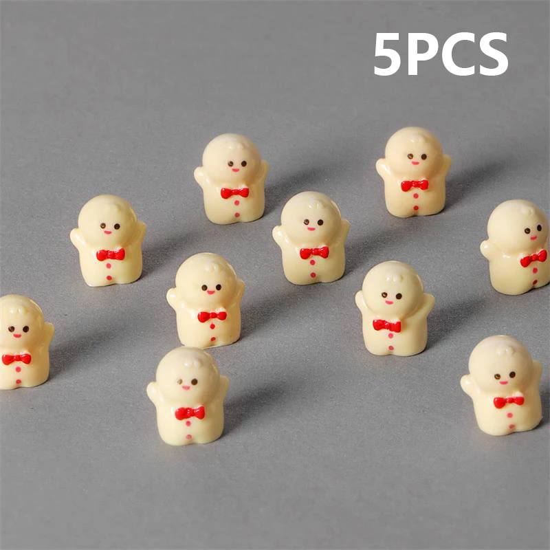 5PCS/Bag Cute Mini Gingerbread Man Car Home Micro Landscape Ornament Resin Craft Christmas Party Decoration DIY Accessories Gift