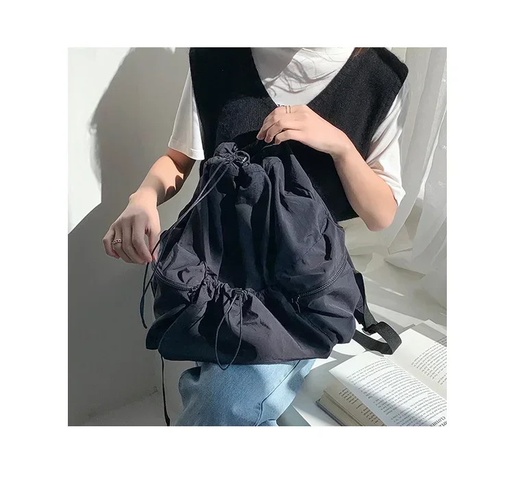 Mode geraffte Kordel zug Rucksäcke für Frauen ästhetische Nylon Mädchen Rucksack leichte Schüler Tasche Sommerreise Frauen tasche