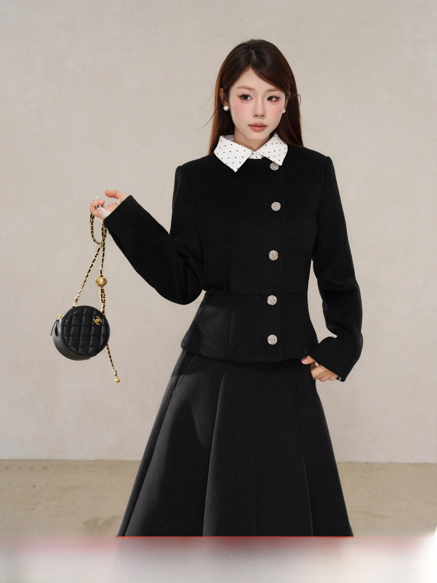 

Bla Woolen Coat Women's Winter New Sle Premium Feel Small Wild Berries Fake Two-Piece Jaet Long Sve Loose Fit Commut...