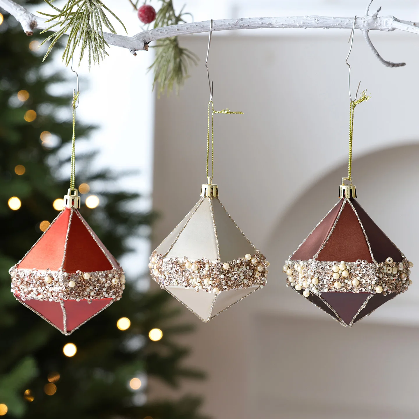 Christmas Tree Ornament Set with Meteor Glitter Balls, Painted and Shaped Hazelnut Balls for Holiday Decor