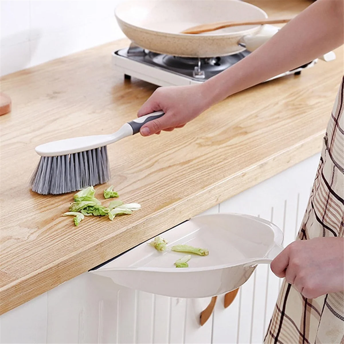 High-end Dust Pan and Brush Set with Handle - Portable Hand Broom and Dustpan Set Combo - Small Broom and Dustpan Set Indoor