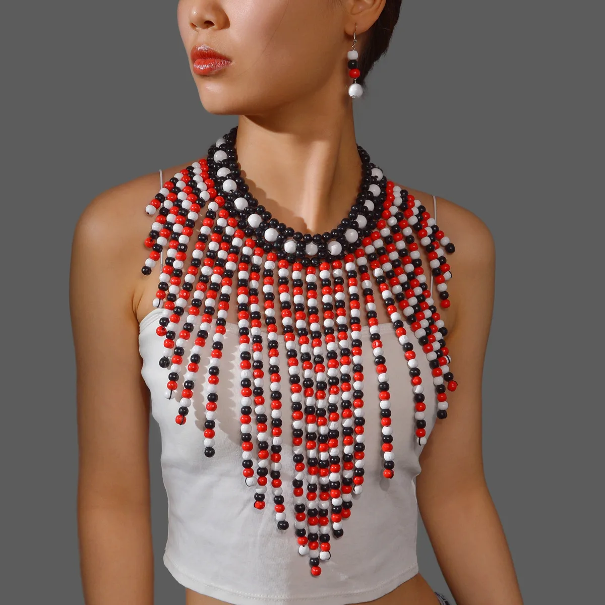 Trendy New Design 1920s Retro Wooden Bead Handmade Woven Tassel Statement Necklace Earrings Set For Women's Party Accessories