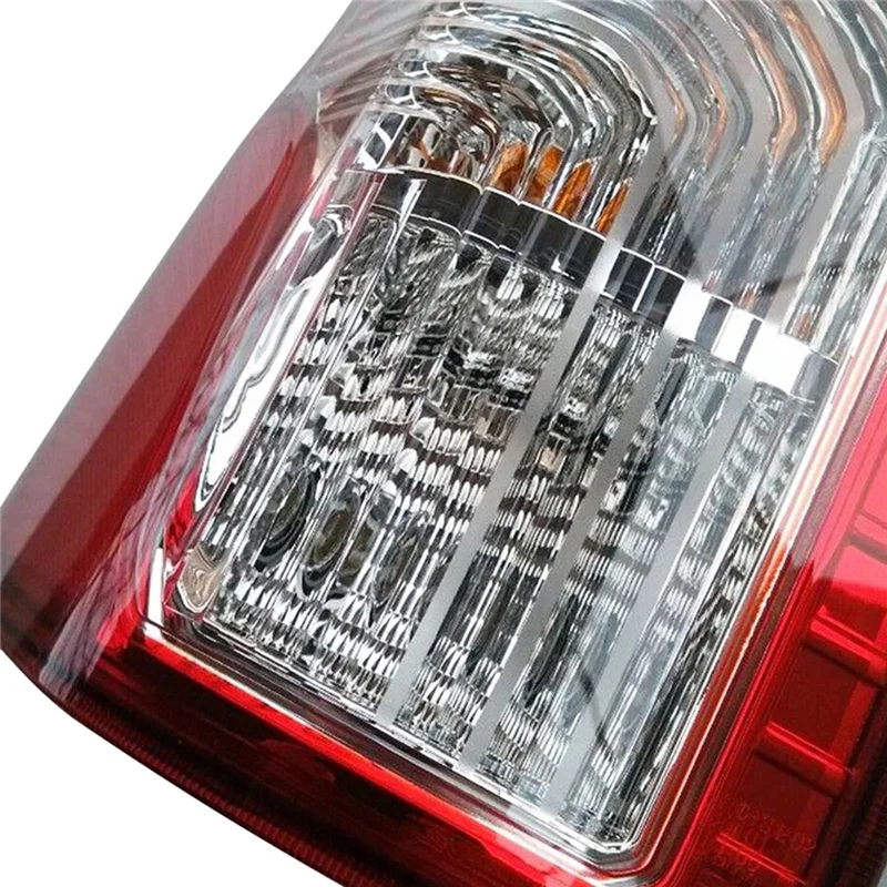 

1Pair Car Rear Tail Lamp Assy Turn Signal 8360132500 836023-2500 For Ssangyong Actyon Sports 2012-2014 Brake Stop Light