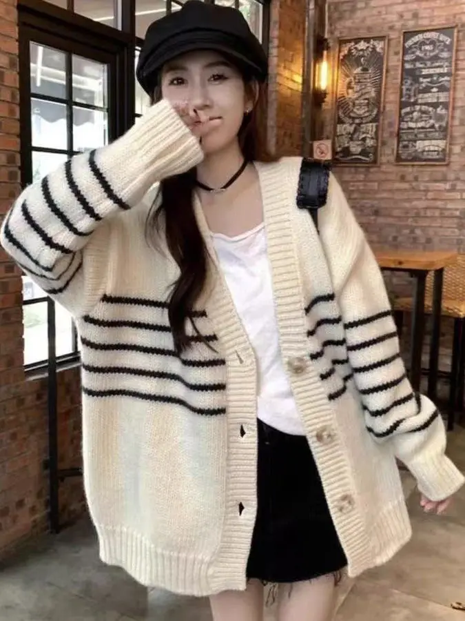 

Women's Loose V-ne Knitted Cardigan Sweater Autumn New Sle Striped Casual Slimming Outerwear Long Sve Commute Sle