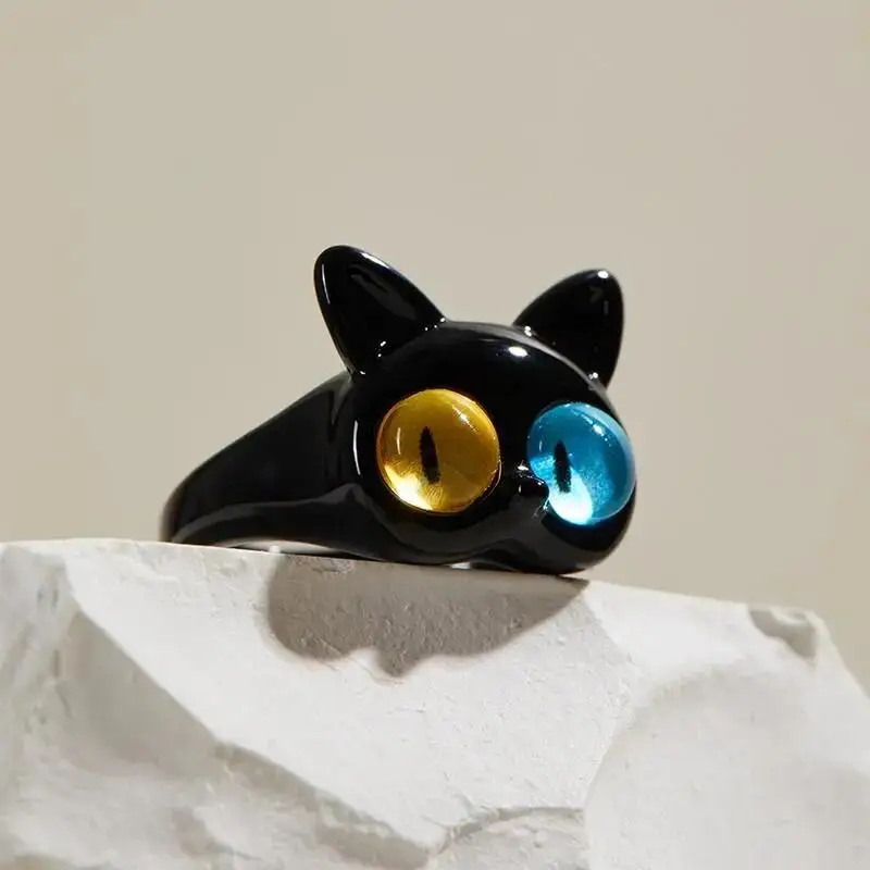 2024 New Cute Green Monster Rings Women Fashion Sweet Two Color Cat Eyes Open Couple Ring Wedding Finger Accessories Jewelry