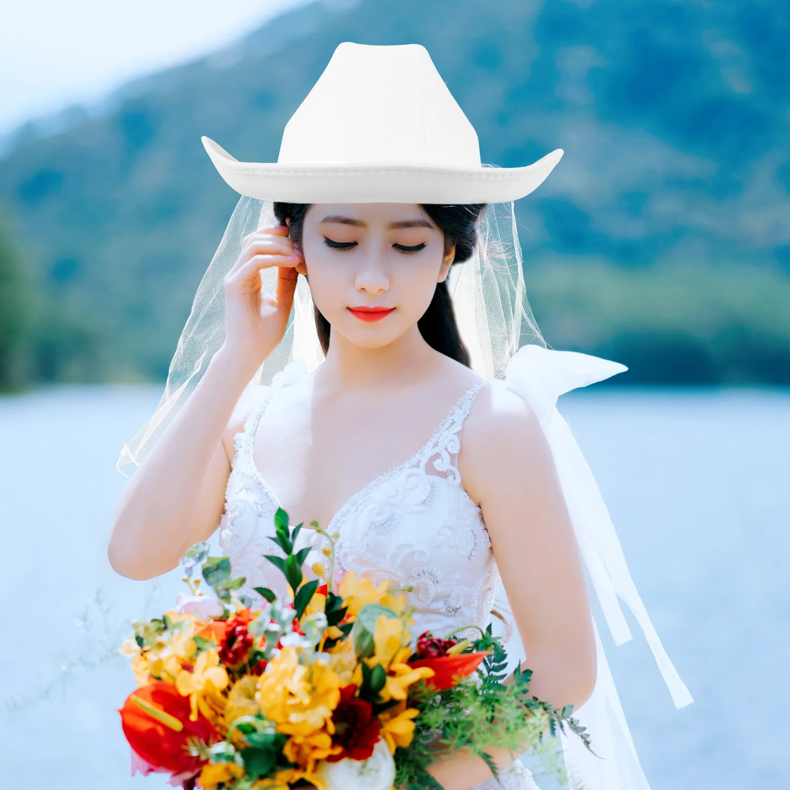 Bride Cowgirl Hat White Veil Lightweight Gauze Wedding Bachelorette Party Adjustable Strap Elegant Bridal Western Hat