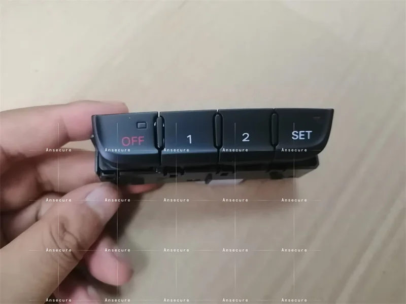 Original LHD Left Seat Adjustment Memory Switch Button For Audi A4 S4 B8 A5 S5 RS4 8K0 959 769 8K0959769